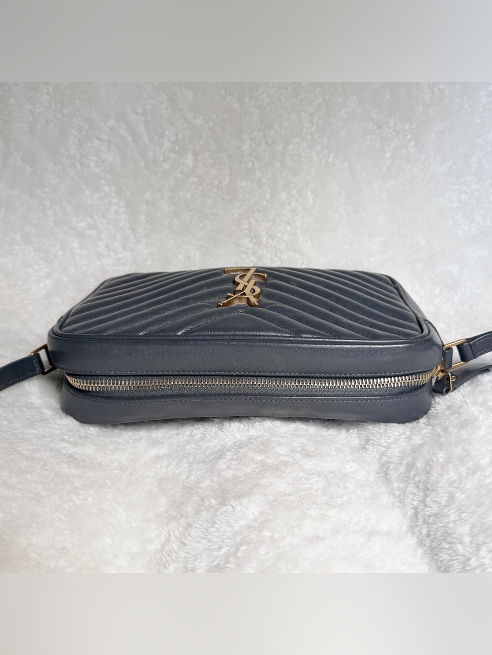 Saint Laurent Lou Camera Bag Navy - Picture 7 of 12